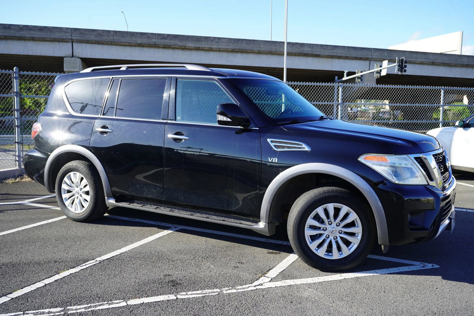Used 2017 Nissan Armada SV w/ Driver Package RWD image 5