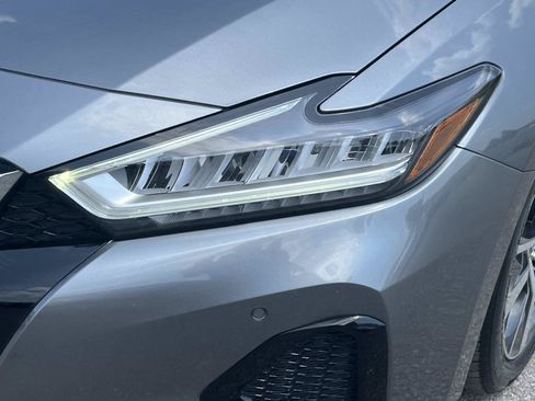 Used 2019 Nissan Maxima 3.5 SL w/ Floor Mat Group FWD image 9
