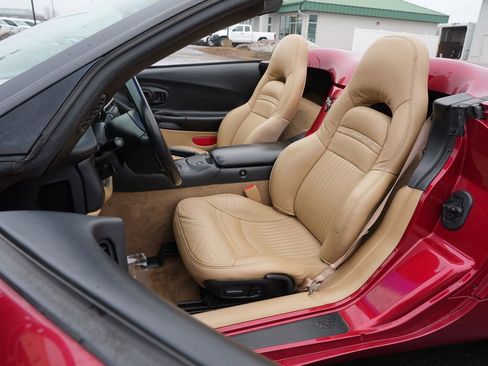 Used 2002 Chevrolet Corvette Convertible w/ Preferred Equipment Group2 image 13