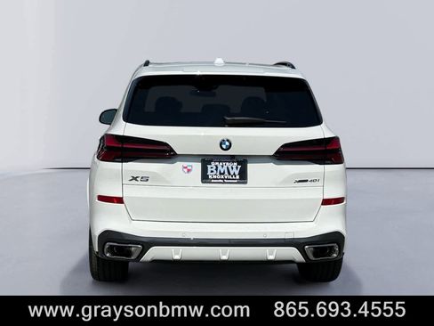 Used 2026 BMW X5 xDrive40i w/ M Sport Package image 4