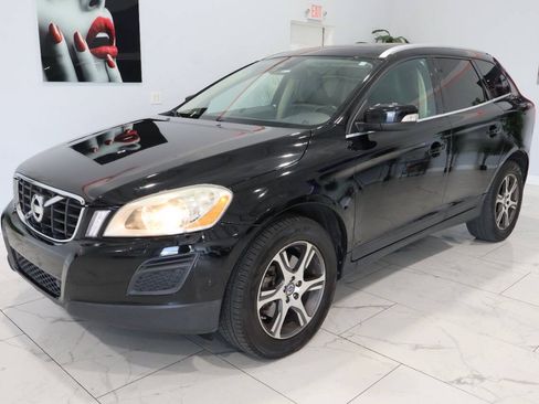 Used 2013 Volvo XC60 T6 AWD/4WD image 7