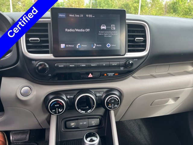 Certified 2024 Hyundai Venue SEL FWD image 13