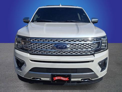 Used 2019 Ford Expedition Platinum image 2