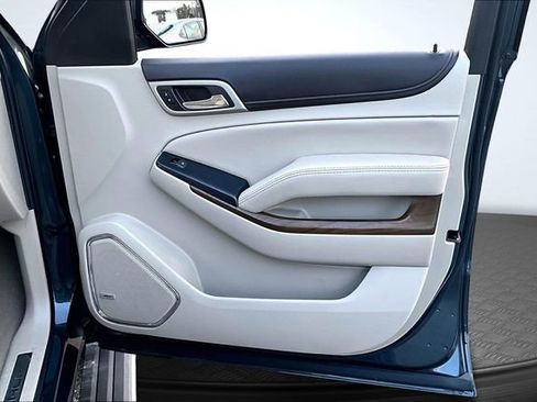 Used 2019 GMC Yukon Denali w/ Denali Ultimate Package image 29