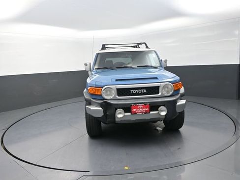 Used 2011 Toyota FJ Cruiser 4WD w/ Convenience Pkg image 26