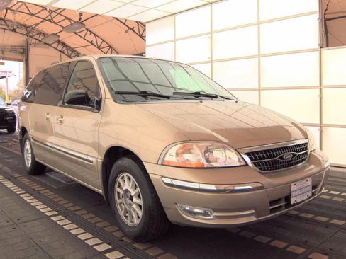 Used 1999 Ford Windstar SE FWD image 4