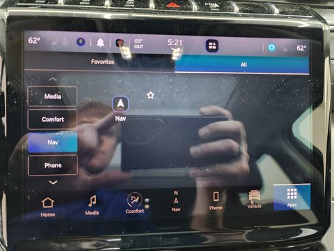 Used 2023 Jeep Grand Cherokee Limited w/ Black Appearance Package image 56