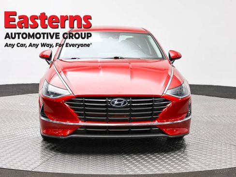 Used 2020 Hyundai Sonata SE w/ Cargo Package FWD image 2