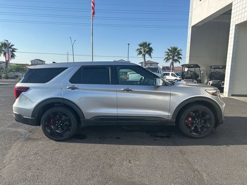 Used 2021 Ford Explorer ST w/ Equipment Group 401A image 6