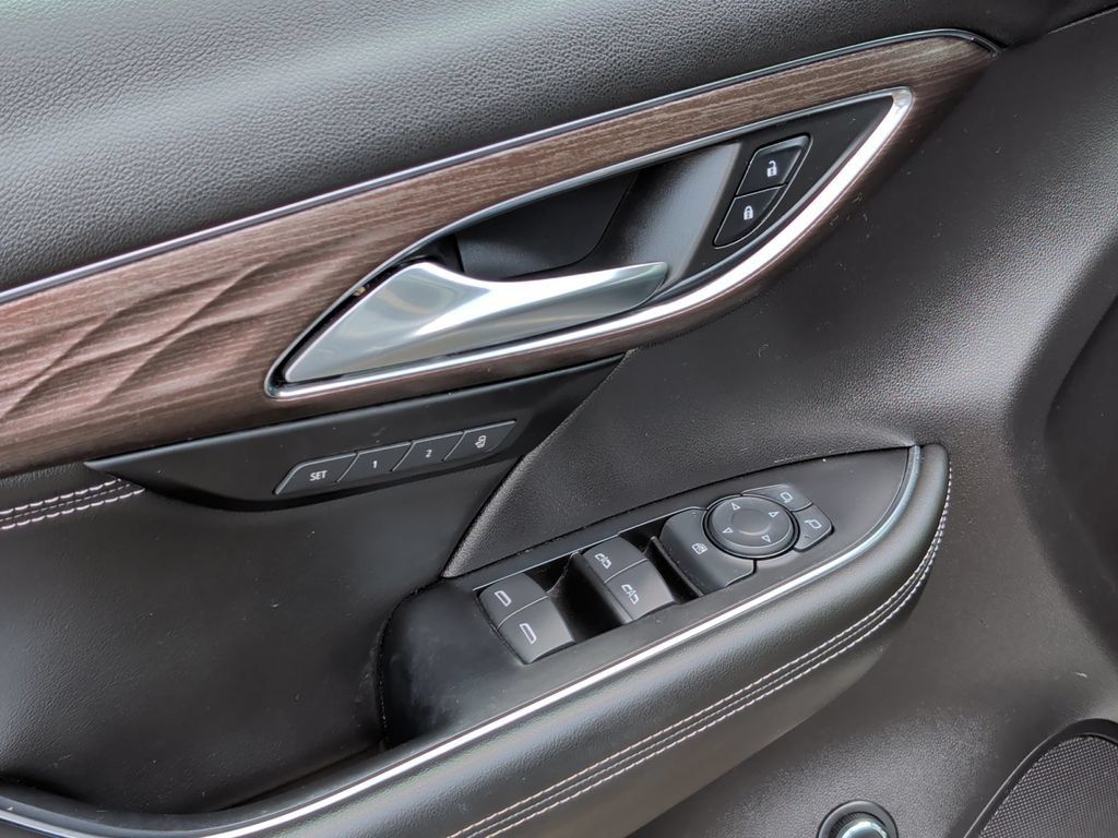 Used 2023 Buick Envision Avenir AWD/4WD image 15