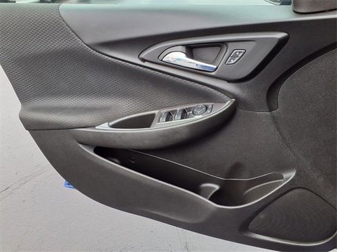 Used 2023 Chevrolet Malibu LT image 16