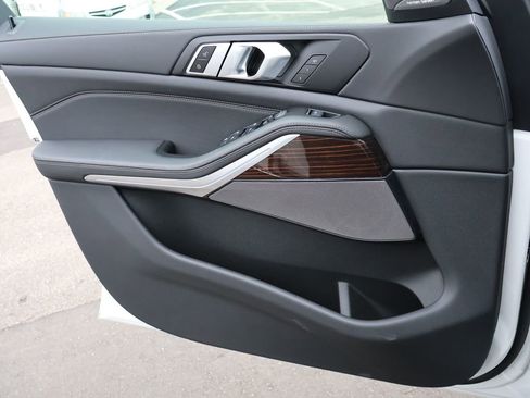 New 2026 BMW X5 xDrive40i AWD/4WD image 36