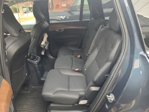 Used 2024 Volvo XC90 T8 Plus image 5