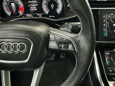 Used 2022 Audi SQ8 Prestige AWD/4WD image 30