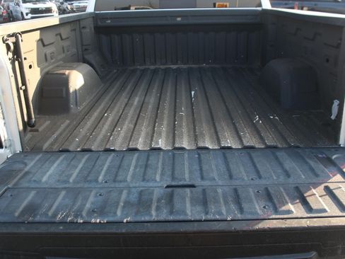 Used 2022 GMC Sierra 1500 Elevation w/ Preferred Package AWD/4WD image 12