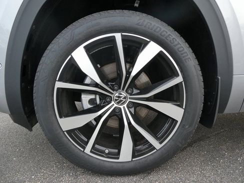 New 2026 Volkswagen Atlas SEL Premium R-Line AWD/4WD image 37