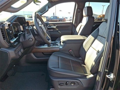 New 2026 Chevrolet Silverado 1500 High Country w/ Midnight Edition AWD/4WD image 10