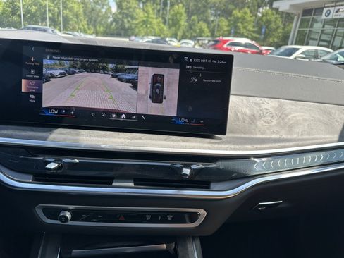 Used 2026 BMW X7 xDrive40i AWD/4WD image 58