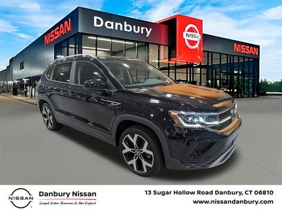 Used 2022 Volkswagen Taos SEL w/ Panoramic Sunroof Package