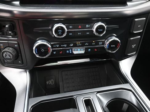 New 2025 Ford F150 Platinum w/ Equipment Group 702A High image 9