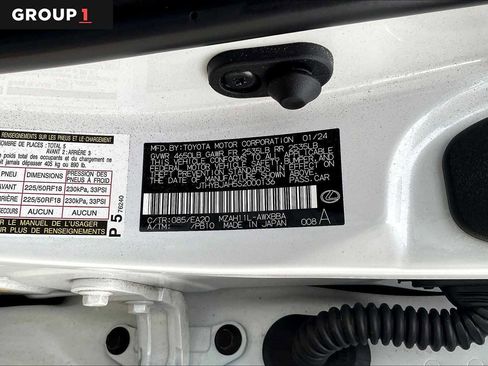 Certified 2025 Lexus UX 300h FWD image 33