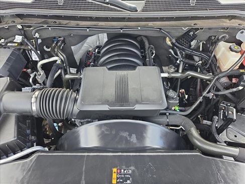 Used 2025 Chevrolet Silverado 2500 LT w/ Convenience Package image 21