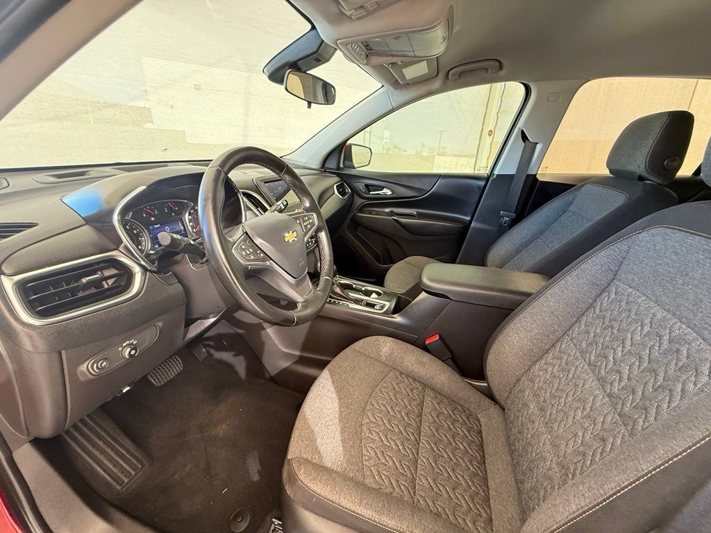 Used 2023 Chevrolet Equinox LT FWD image 26