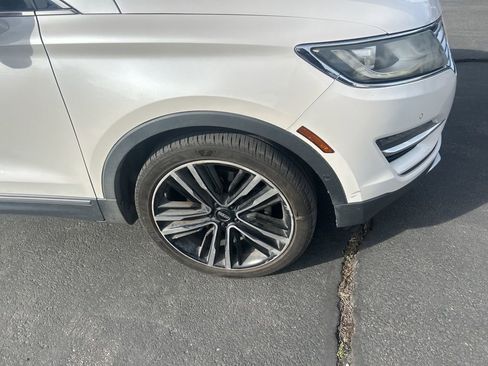 Used 2017 Lincoln MKC Reserve image 12