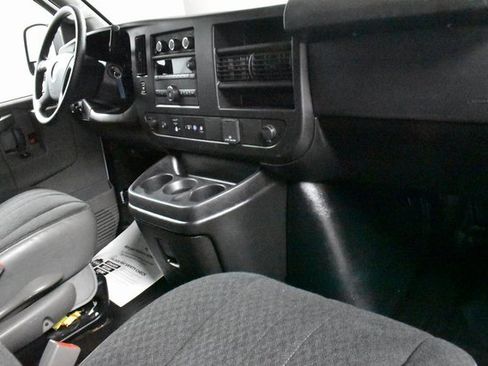 Used 2024 Chevrolet Express 2500 w/ Driver Convenience Package image 15