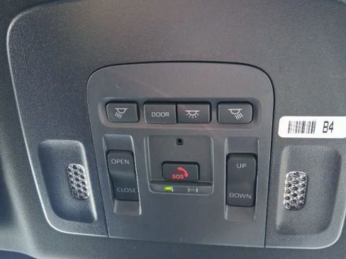 New 2026 Toyota Camry SE image 24