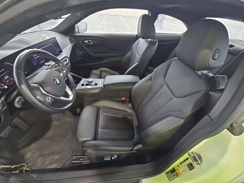 Used 2023 BMW 230i Coupe image 4