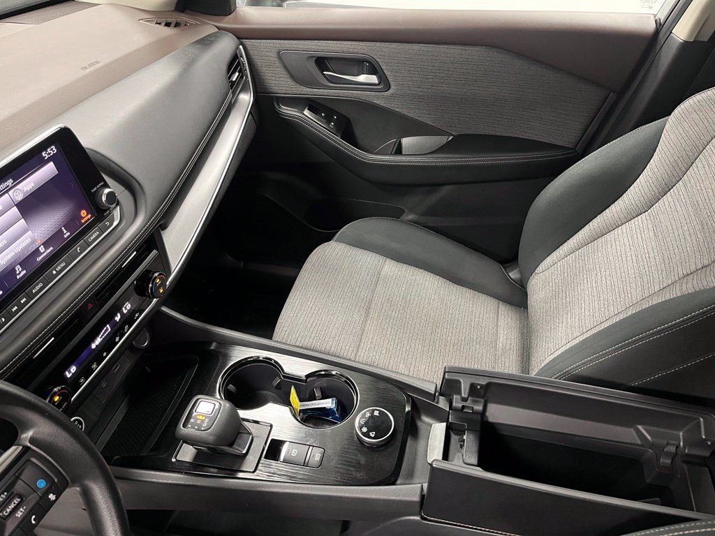 Used 2023 Nissan Rogue SV AWD/4WD image 39
