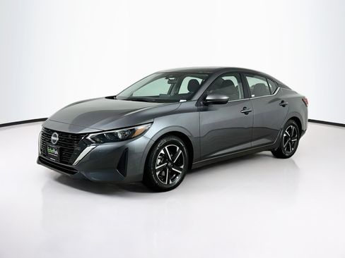 Used 2025 Nissan Sentra SV FWD image 3