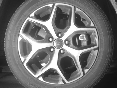 Used 2025 Jeep Compass Limited image 13