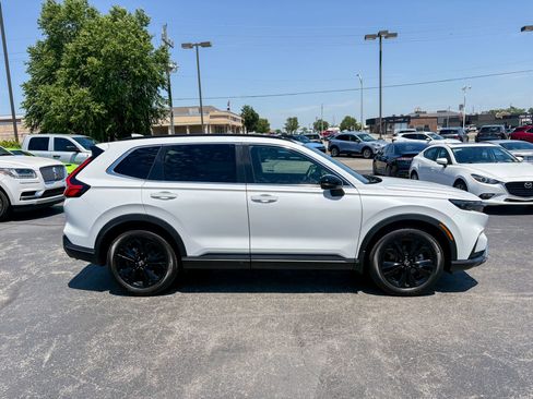 Used 2023 Honda CR-V Sport Touring image 9