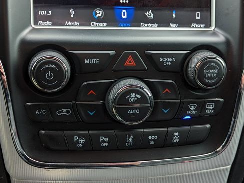 Used 2018 Jeep Grand Cherokee SRT AWD/4WD image 30