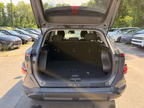 Used 2024 Hyundai Kona SEL AWD/4WD image 32