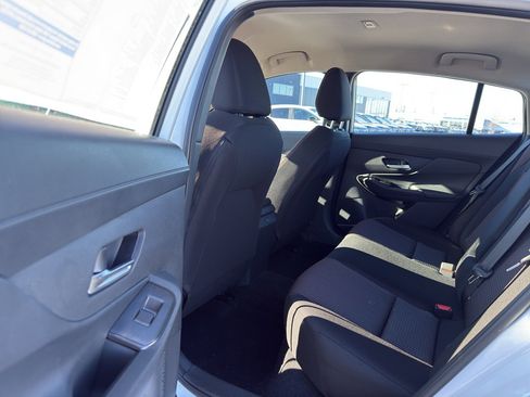 New 2026 Nissan Sentra SR w/ Floor Mat Package FWD image 29