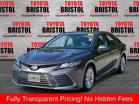 Used 2023 Toyota Camry LE w/ Convenience Package FWD image 8