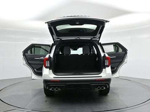 New 2025 Ford Explorer ST w/ Sun And Sound Package image 39