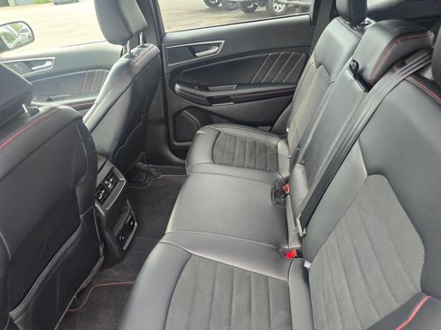 Certified 2023 Ford Edge ST-Line AWD/4WD image 10