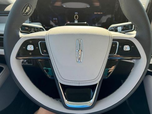 New 2025 Lincoln Aviator Reserve w/ Equipment Group 201A image 22