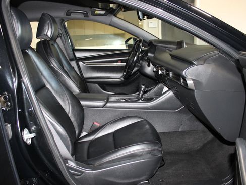 Used 2021 MAZDA MAZDA3 s FWD image 24