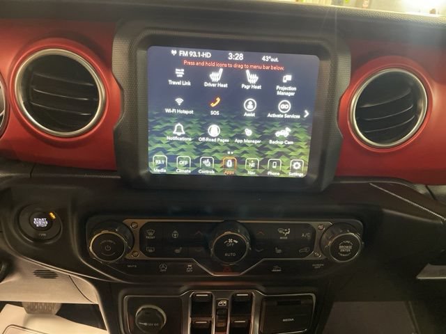 Used 2023 Jeep Wrangler Unlimited Rubicon w/ Cold Weather Group AWD/4WD image 23