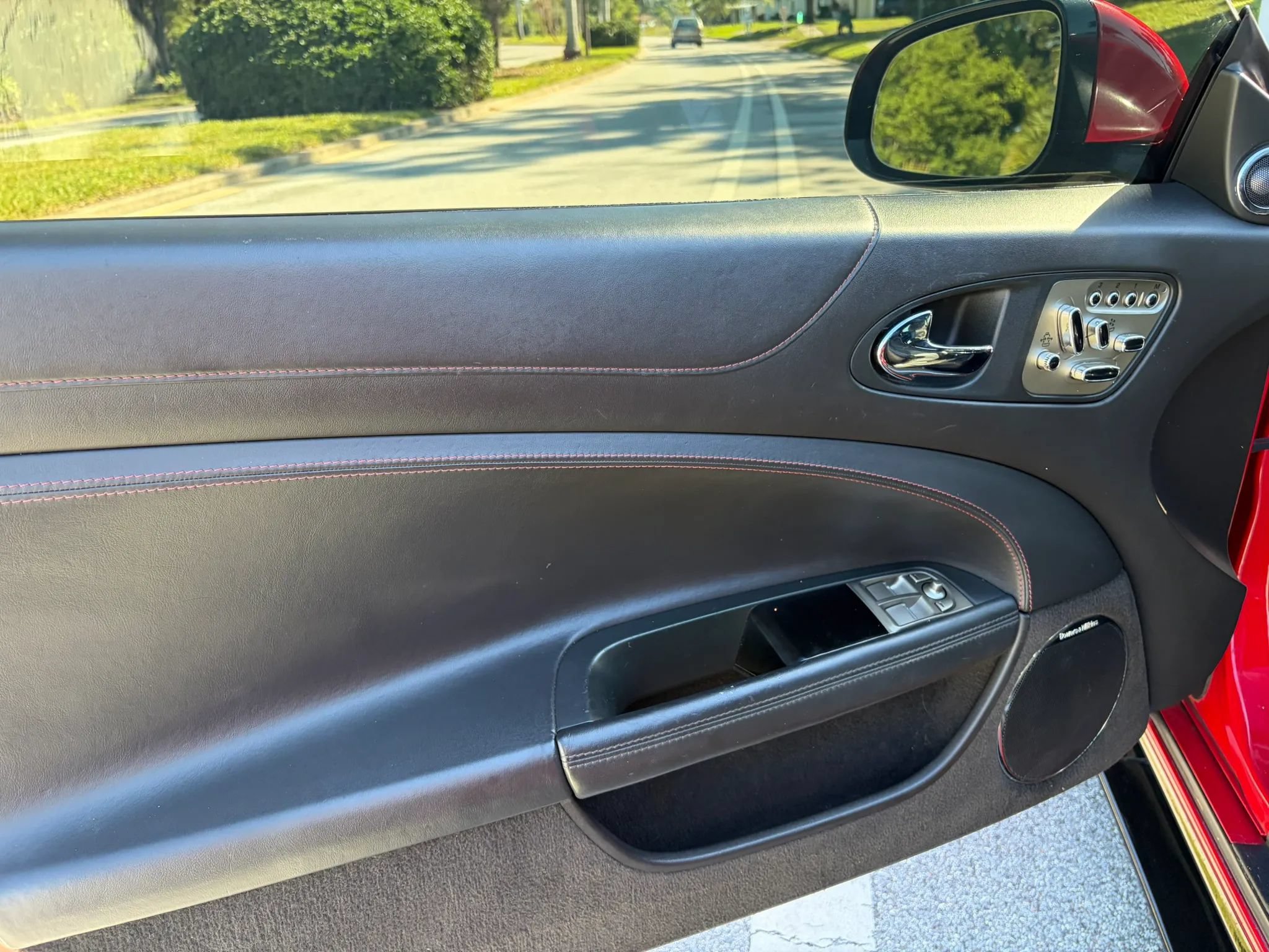 Used 2011 Jaguar XKR R RWD image 15