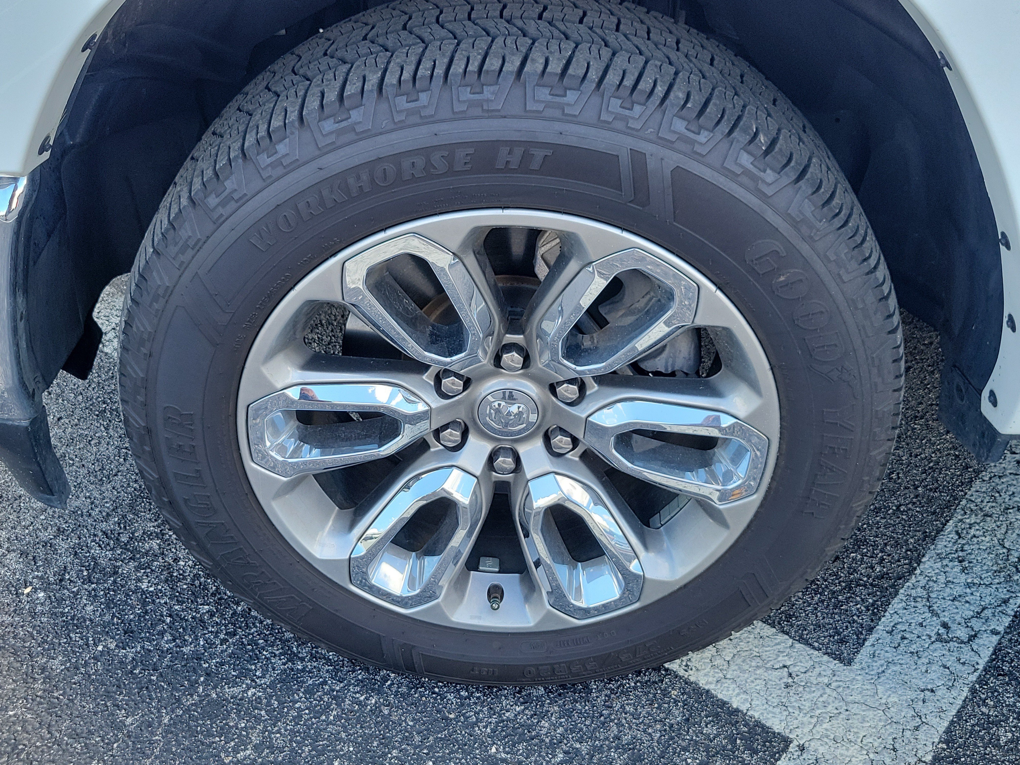 Used 2022 RAM 1500 Laramie RWD image 7