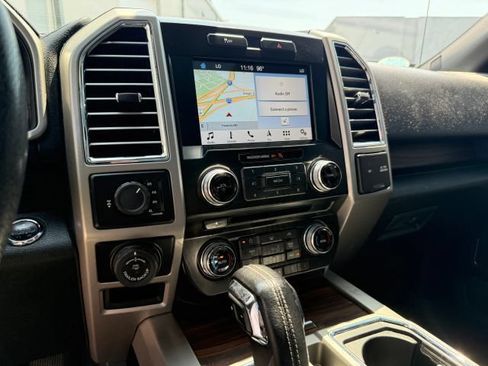 Used 2016 Ford F150 Lariat w/ Equipment Group 502A Luxury AWD/4WD image 33