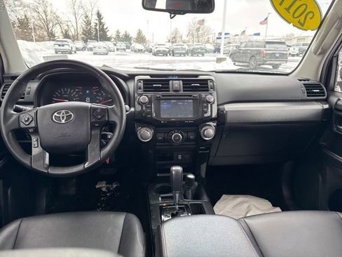 Used 2017 Toyota 4Runner 4WD image 20