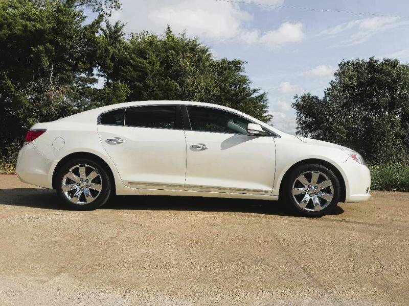 Used 2013 Buick LaCrosse Premium w/ Driver Confidence Package FWD image 5