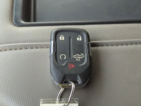 Used 2020 GMC Sierra 1500 SLT w/ SLT Premium Package image 18